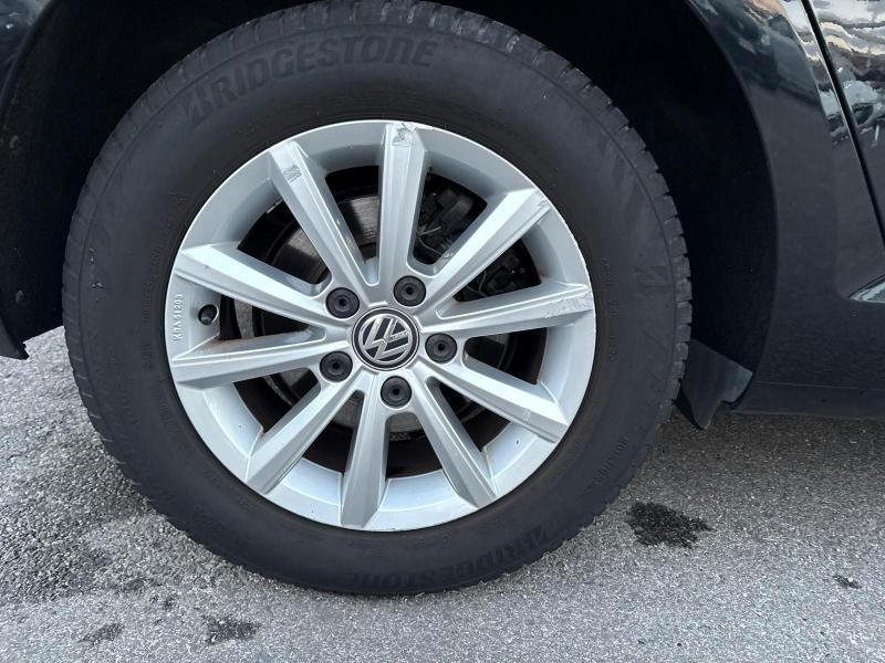 Volkswagen GOLF 5p 1.6 tdi Trendline 90cv OK NEOPATENTATI