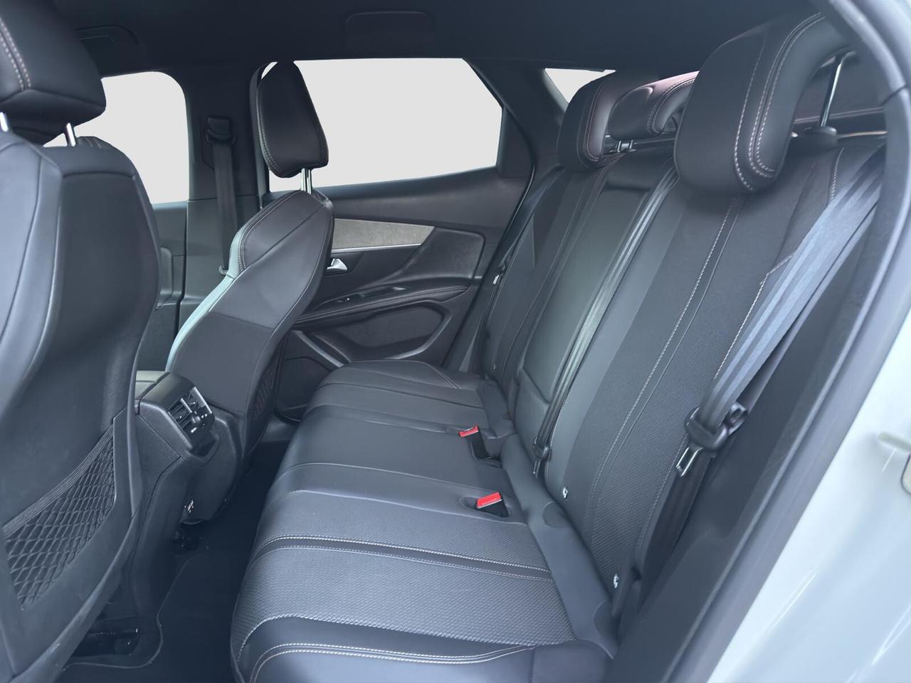 Peugeot 3008 1.5 BlueHDi 130cv GT automatica 2023
