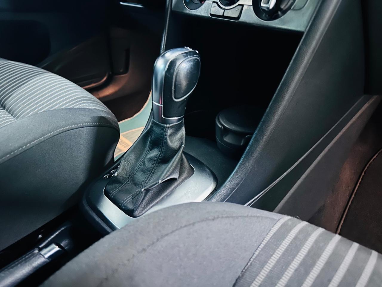 Volkswagen Polo 1.6 TDI 90CV DPF DSG 5 porte Highline