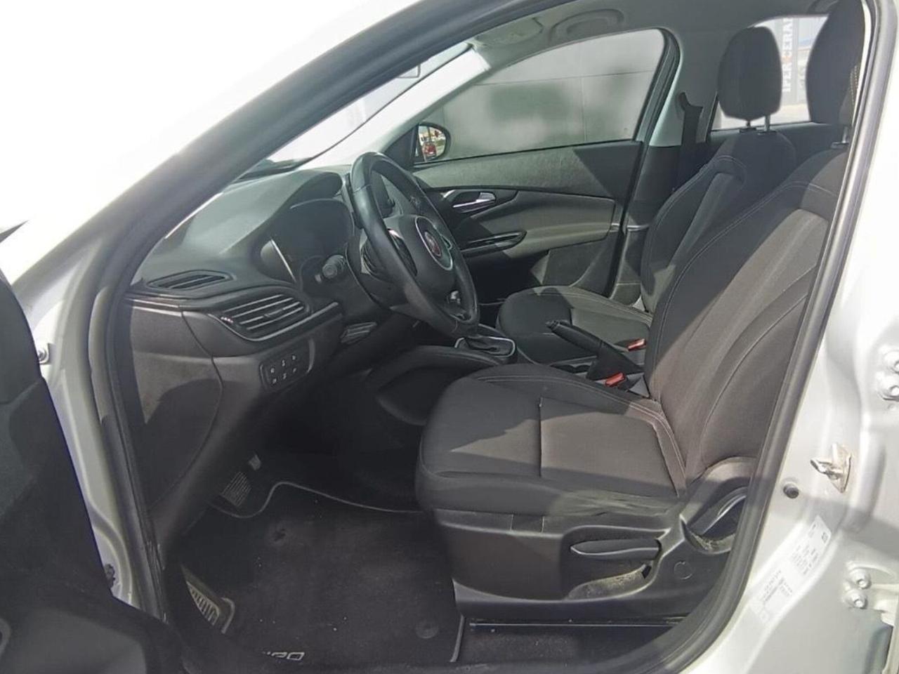 Fiat Tipo Station Wagon 1.6 Multijet 120cv Lounge DCT S