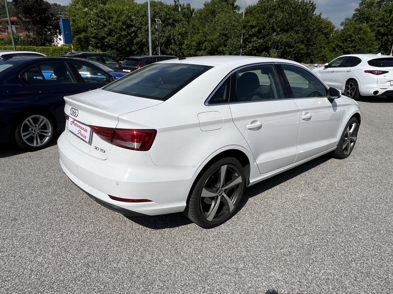 AUDI A3 BERLINA 1600 TDI 116 CV S.TRONIC