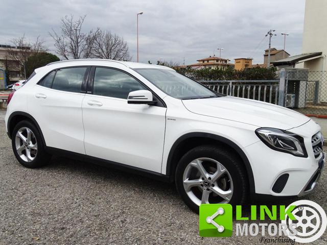 MERCEDES-BENZ GLA 180 Sport PACCHETTO AMG SPECIAL EDITION