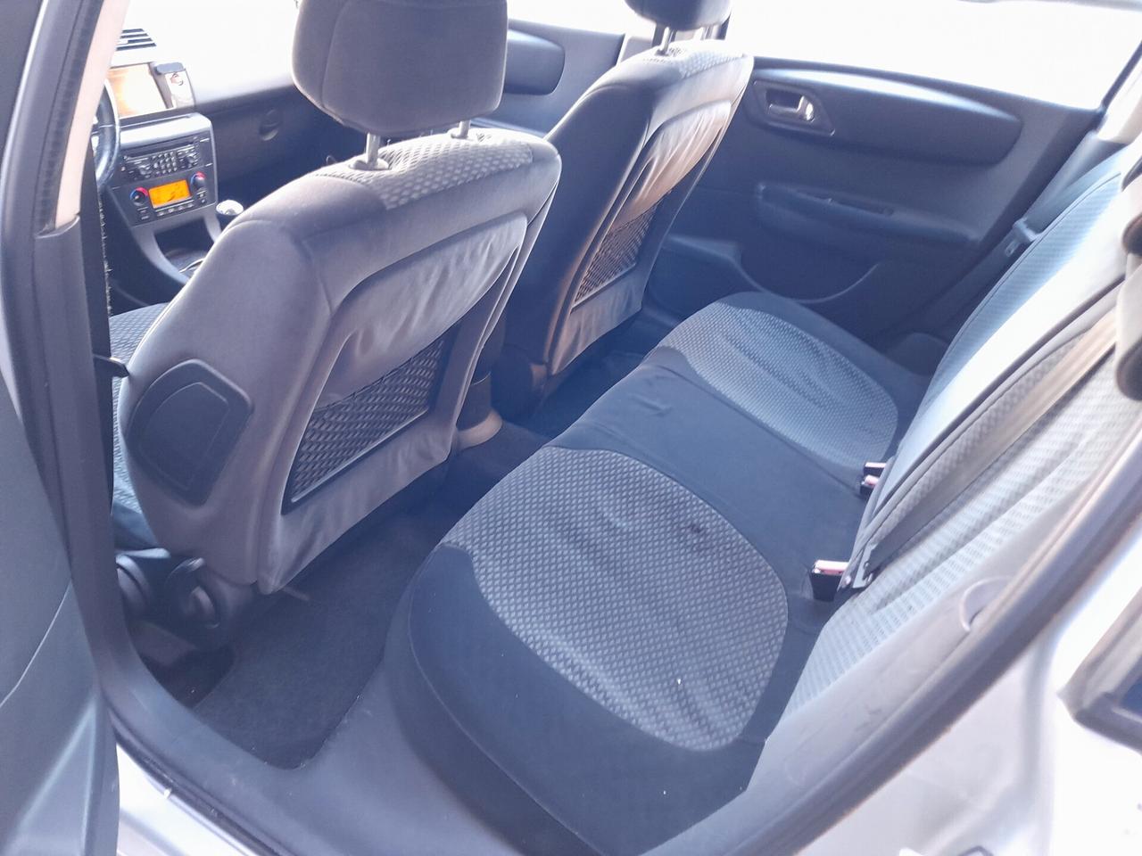 Citroen C4 1.6 HDi 90CV Elegance
