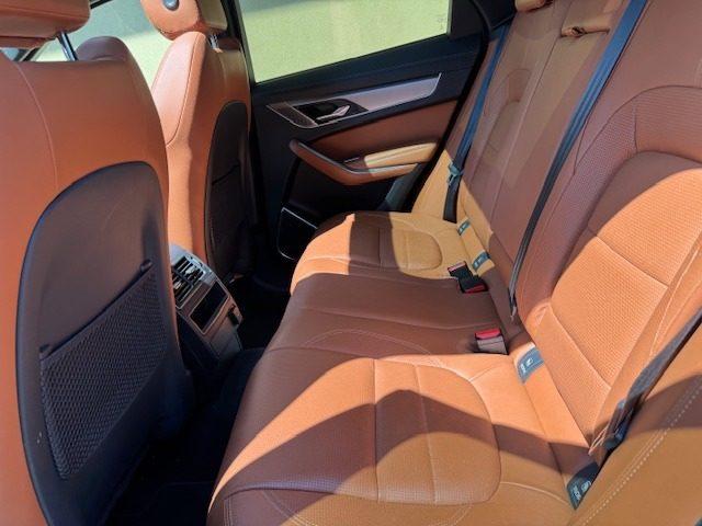 JAGUAR F-Pace 2.0 D 204 CV AWD aut. R-Dynamic SE TETTO PANORAMIC