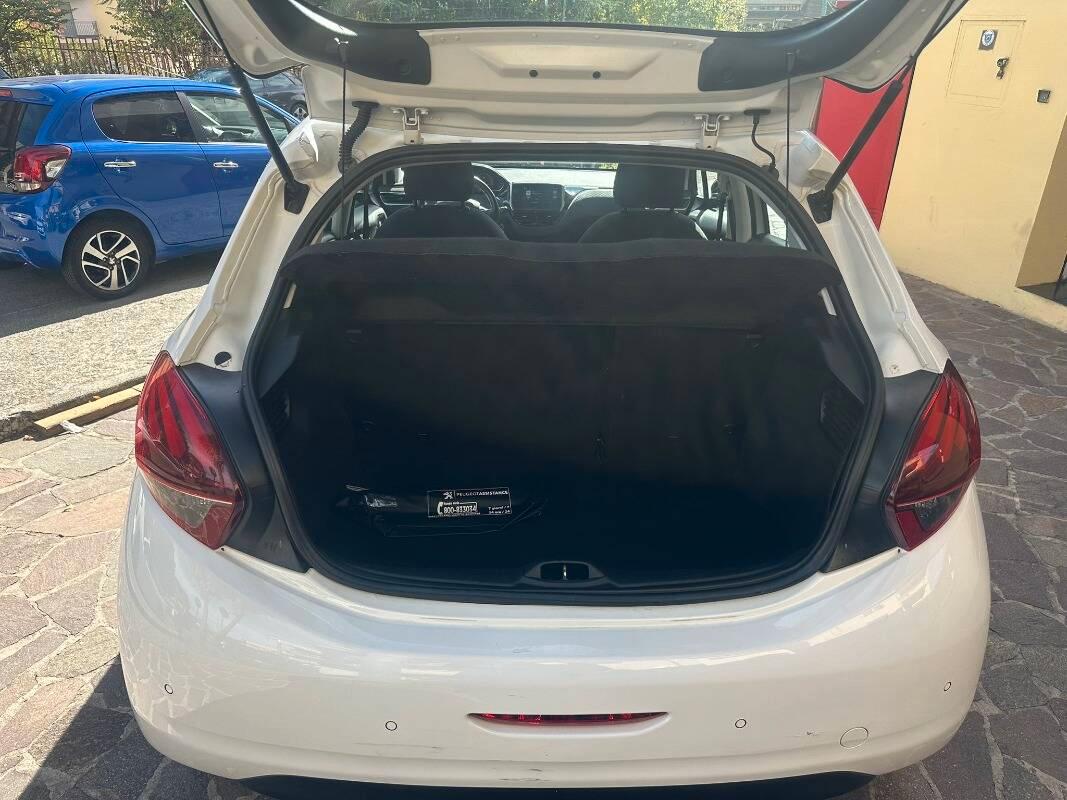Peugeot 208 1.6 bluehdi Allure 75cv 5p