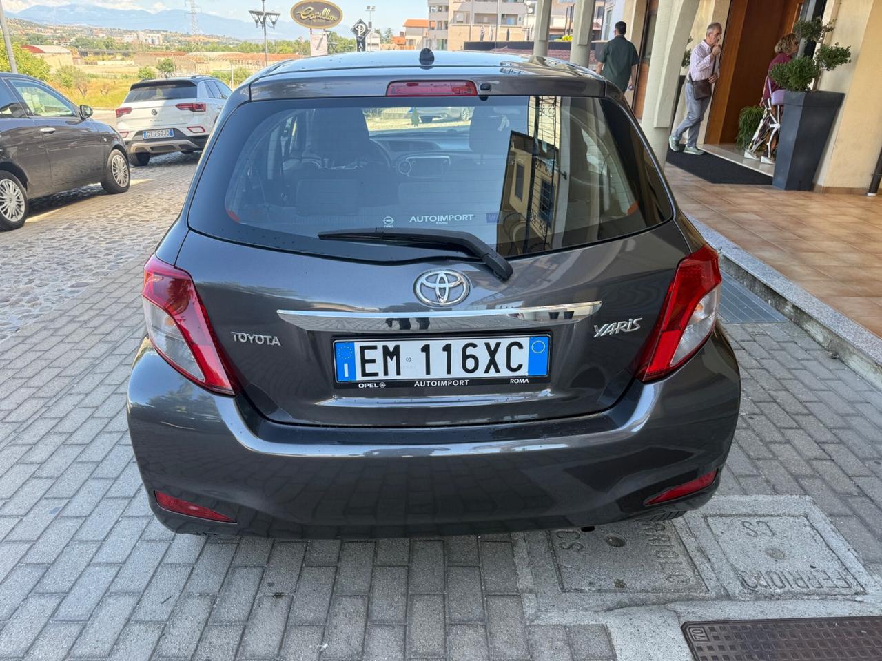 Toyota Yaris 1.0 5 porte neopatentati