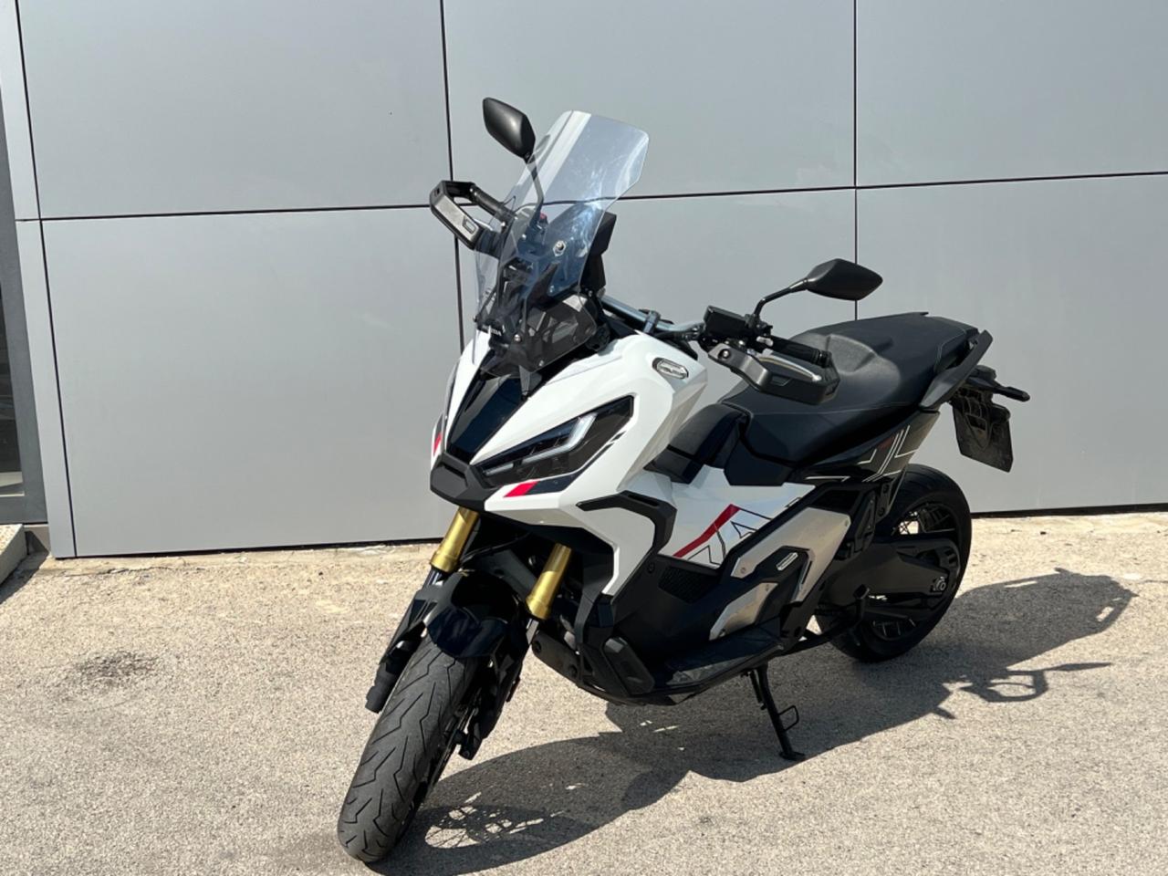 Honda X-ADV 750 - APPENA TAGLIANDATA