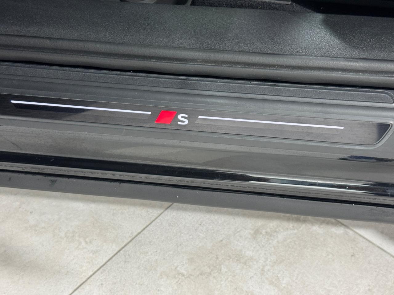 Audi Q5 SPB TDI 150 kW mHEV+ S tronic quattro line edition