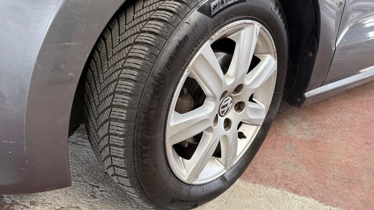 Volkswagen Polo 1.6 Highline BiFuel