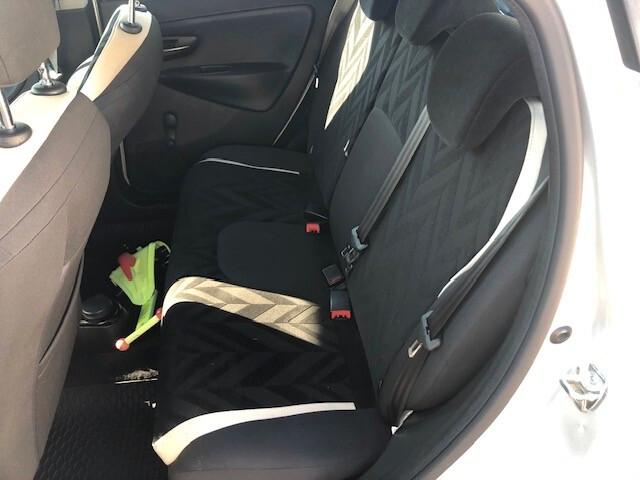 Lancia Ypsilon 1.3 MJT 16V 95 CV 5 porte S&S Gold