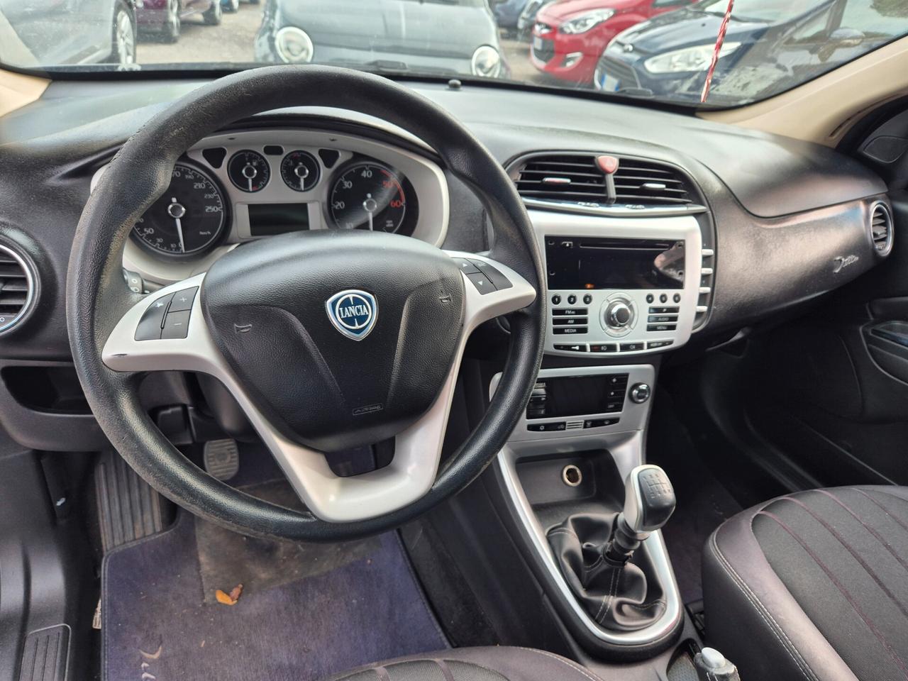 Lancia Delta 1.6 MJT DPF Platino