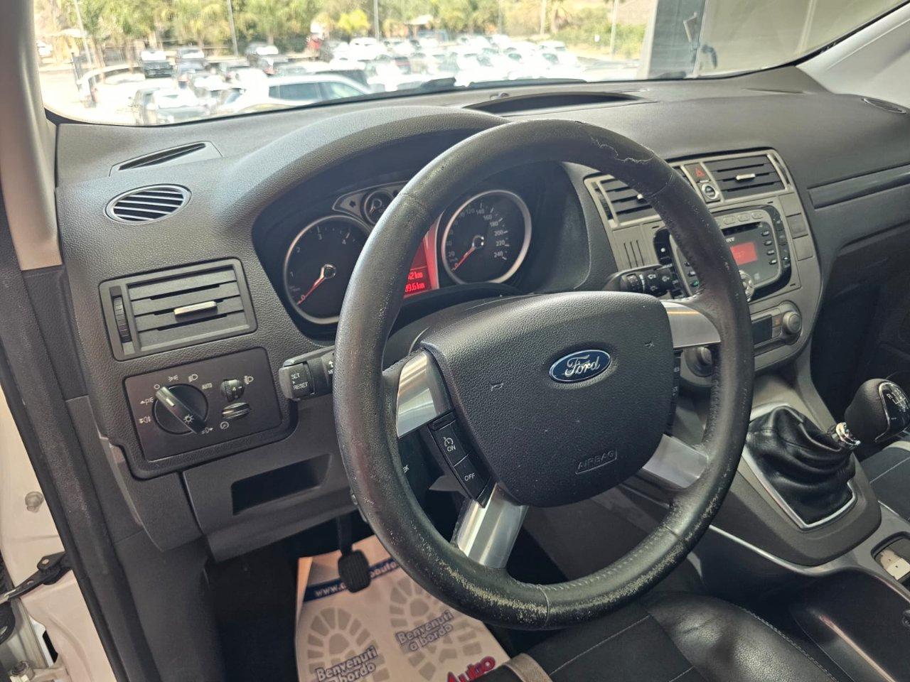 Ford Kuga 2.0 tdci + 4wd 136cv dpf *OFFERTA DEL MESE*