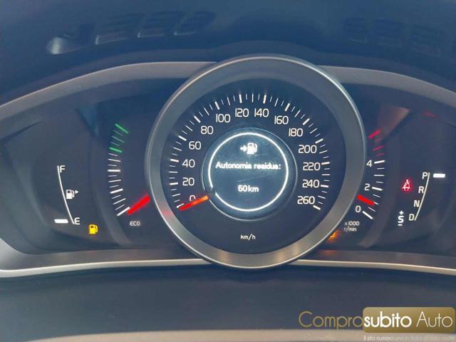 VOLVO V40 Cross Country D2 Geartronic Pro (Garanzia 12 Mesi)