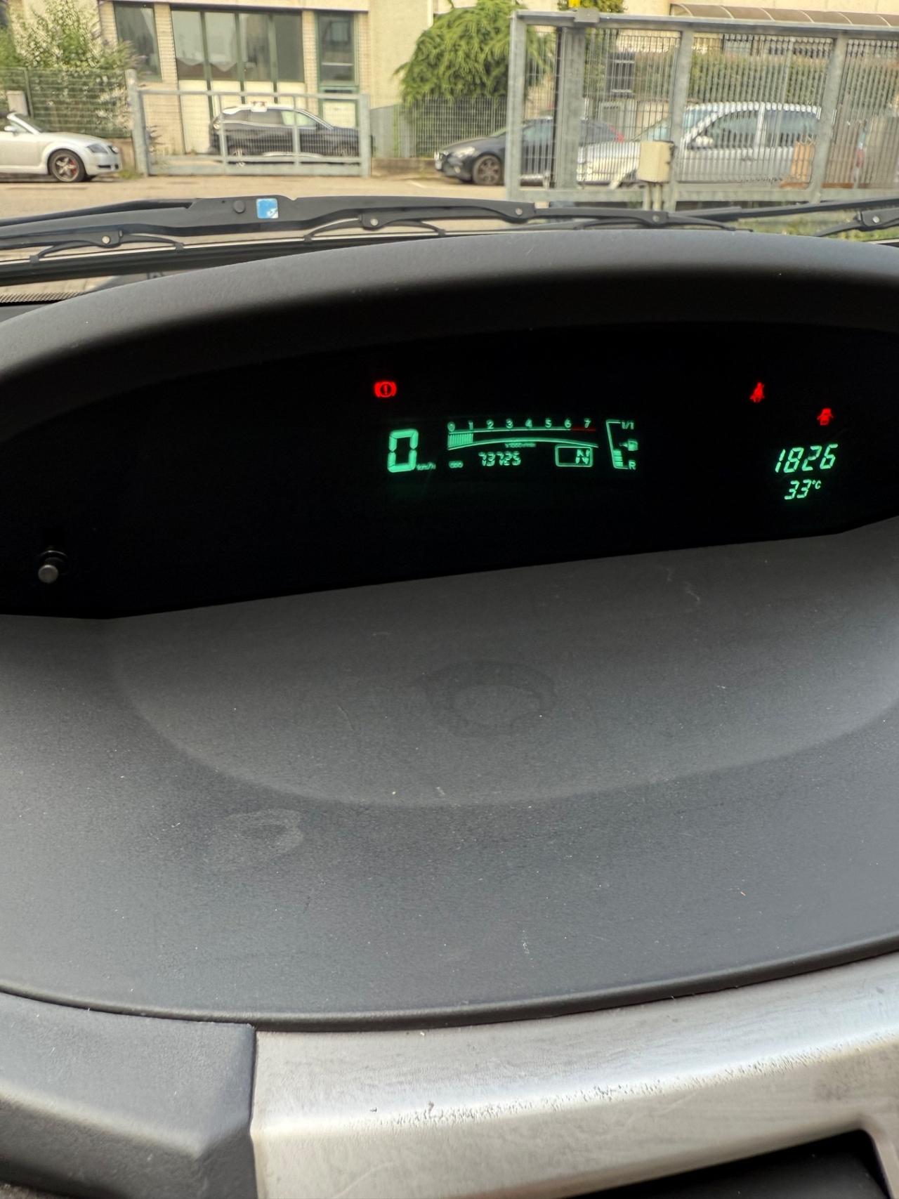 Toyota Yaris 1.3 5 porte M-MT Automatik*Neopatentati