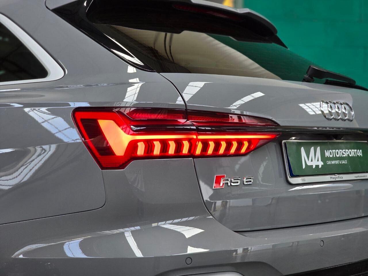 Audi RS6 RS 6 Avant 4.0 TFSI V8 quattro tiptronic