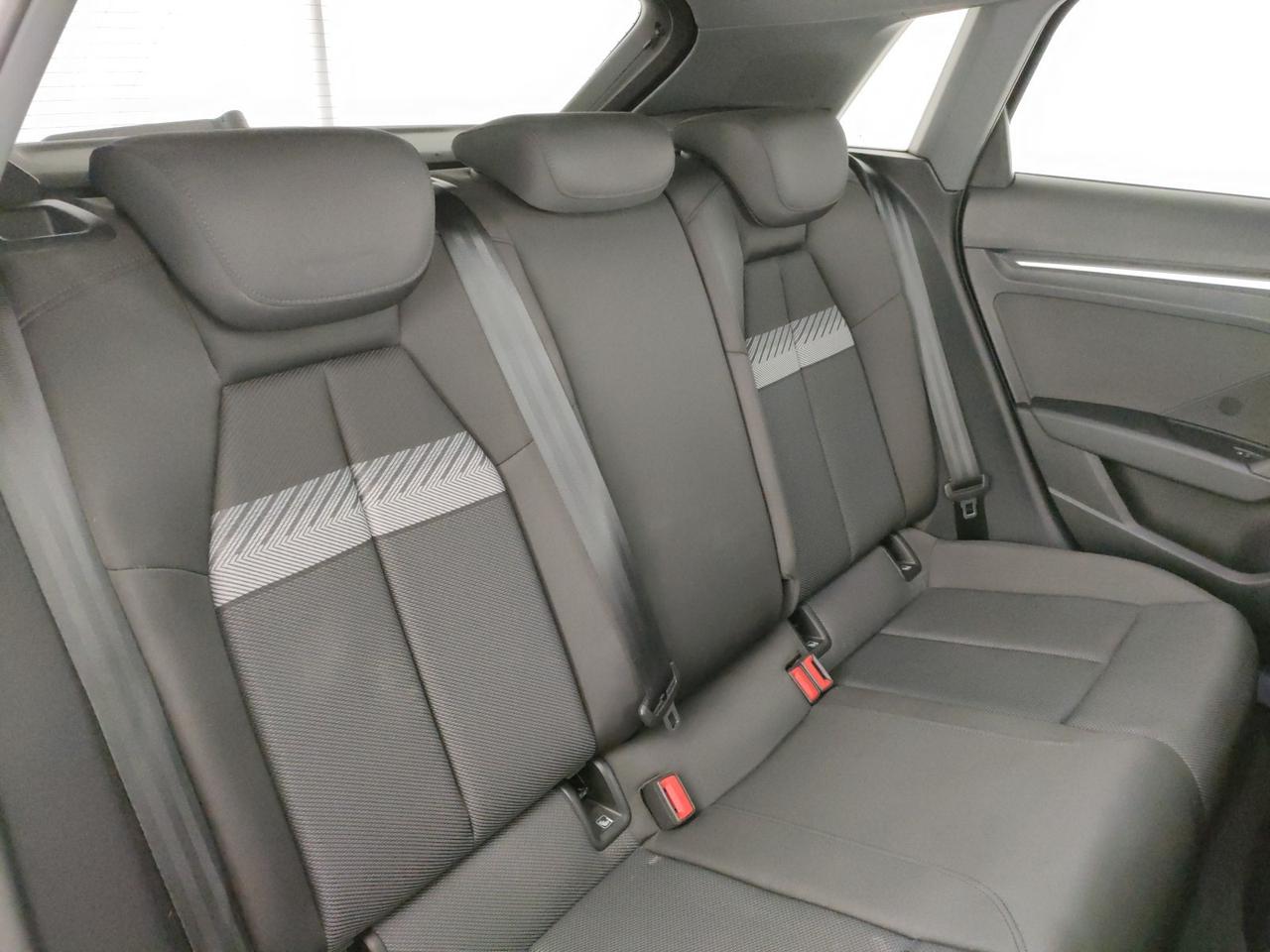 Audi A3 sportback 35 2.0 tdi business advanced s-tronic