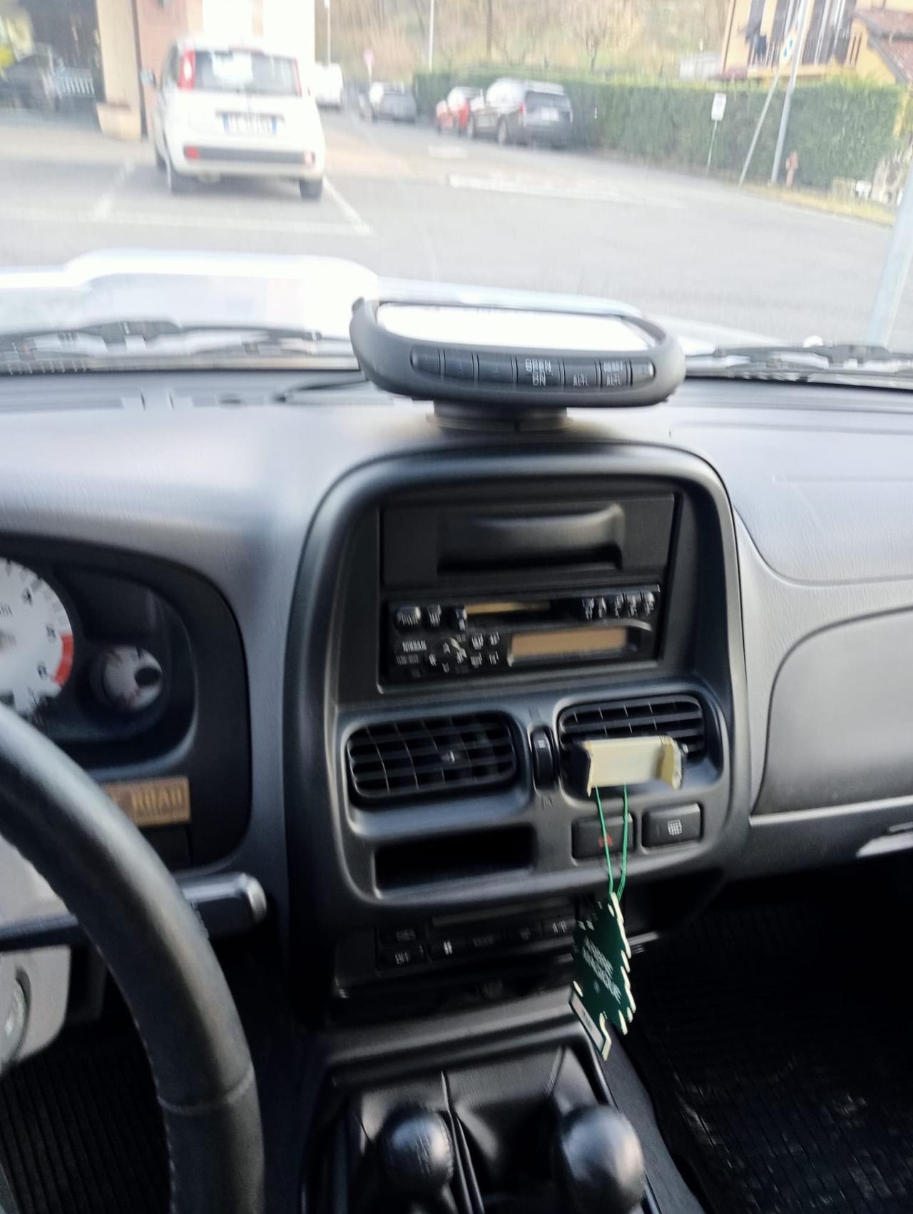 Nissan Pick Up Pick-up 2.5 TD 4 porte Double Cab Navara