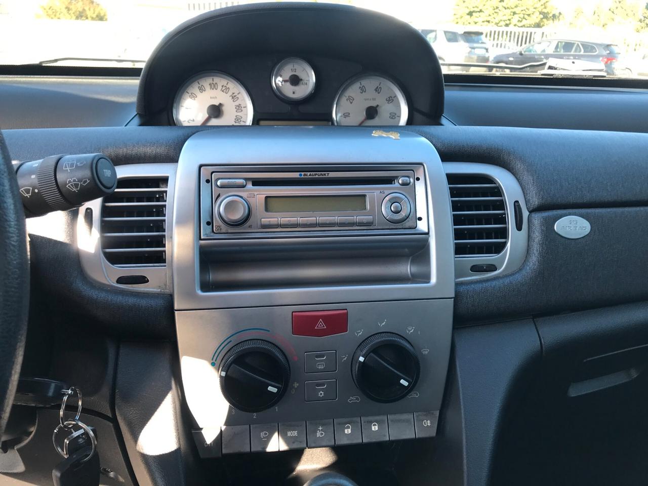 Lancia Ypsilon 1.2 69 CV Platinum