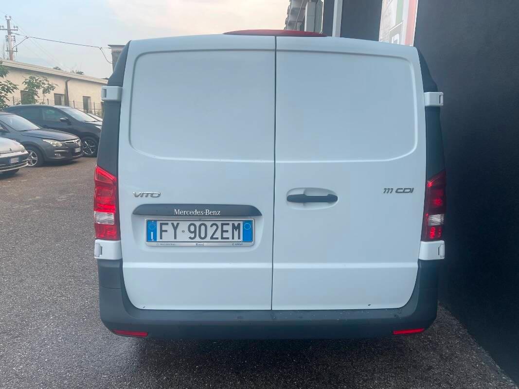 Mercedes Vito 111 cdi long E6 3 Posti Clima