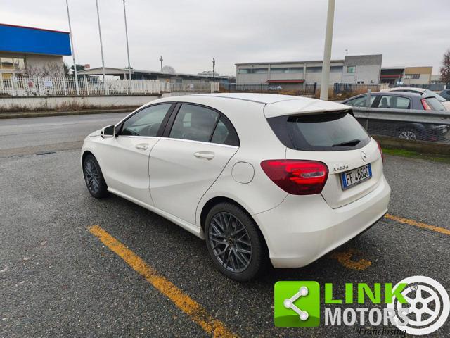 MERCEDES-BENZ A 180 d Premium