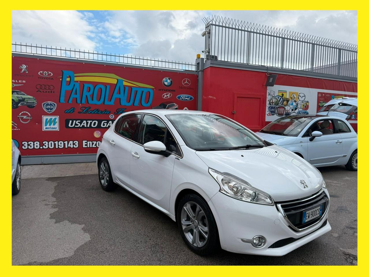 Peugeot 208 1.4 HDi 68cv Allure - 2014