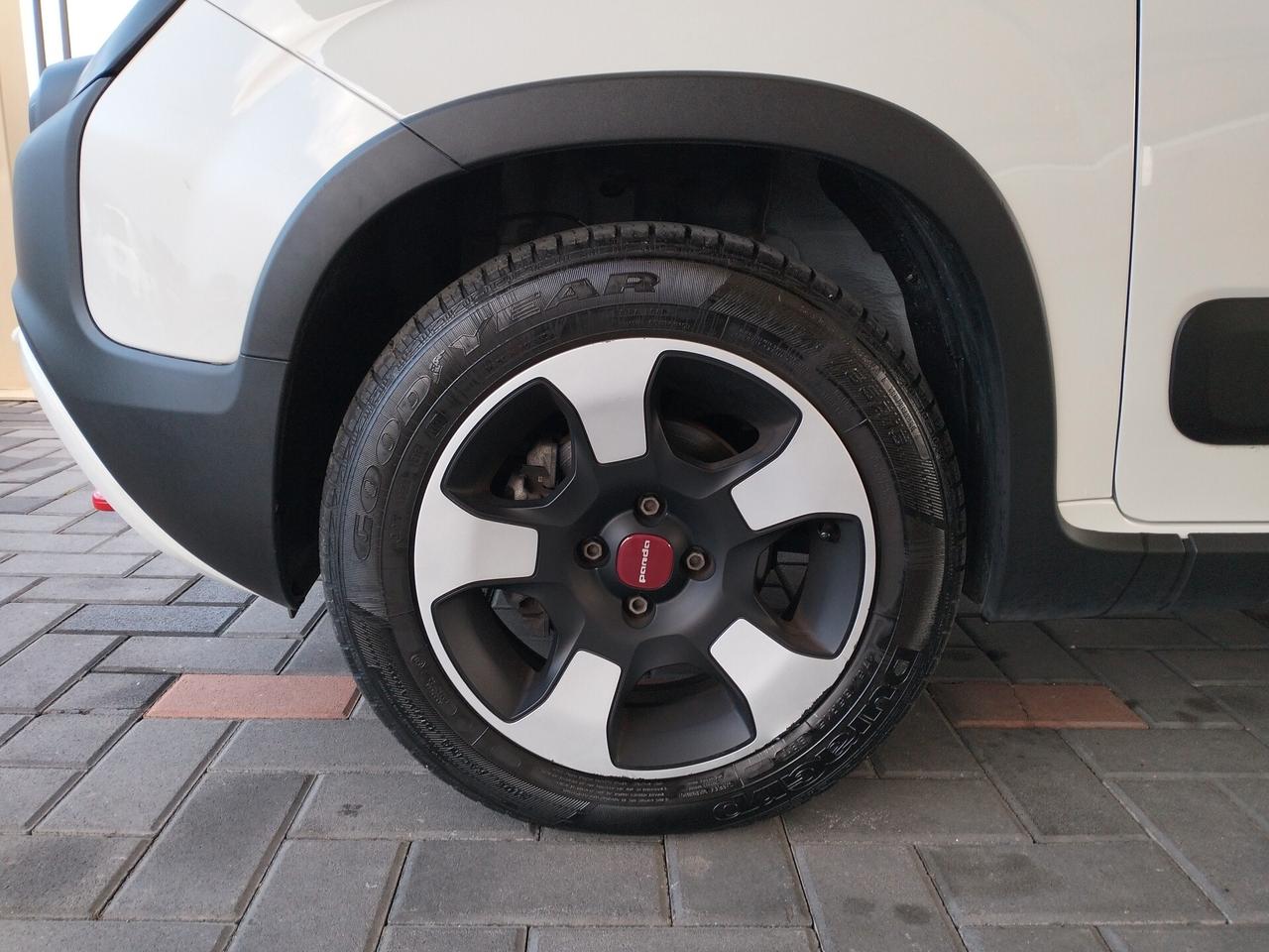 Fiat Panda 1.0 FireFly S&S Hybrid Cross - NEOPATENTATI