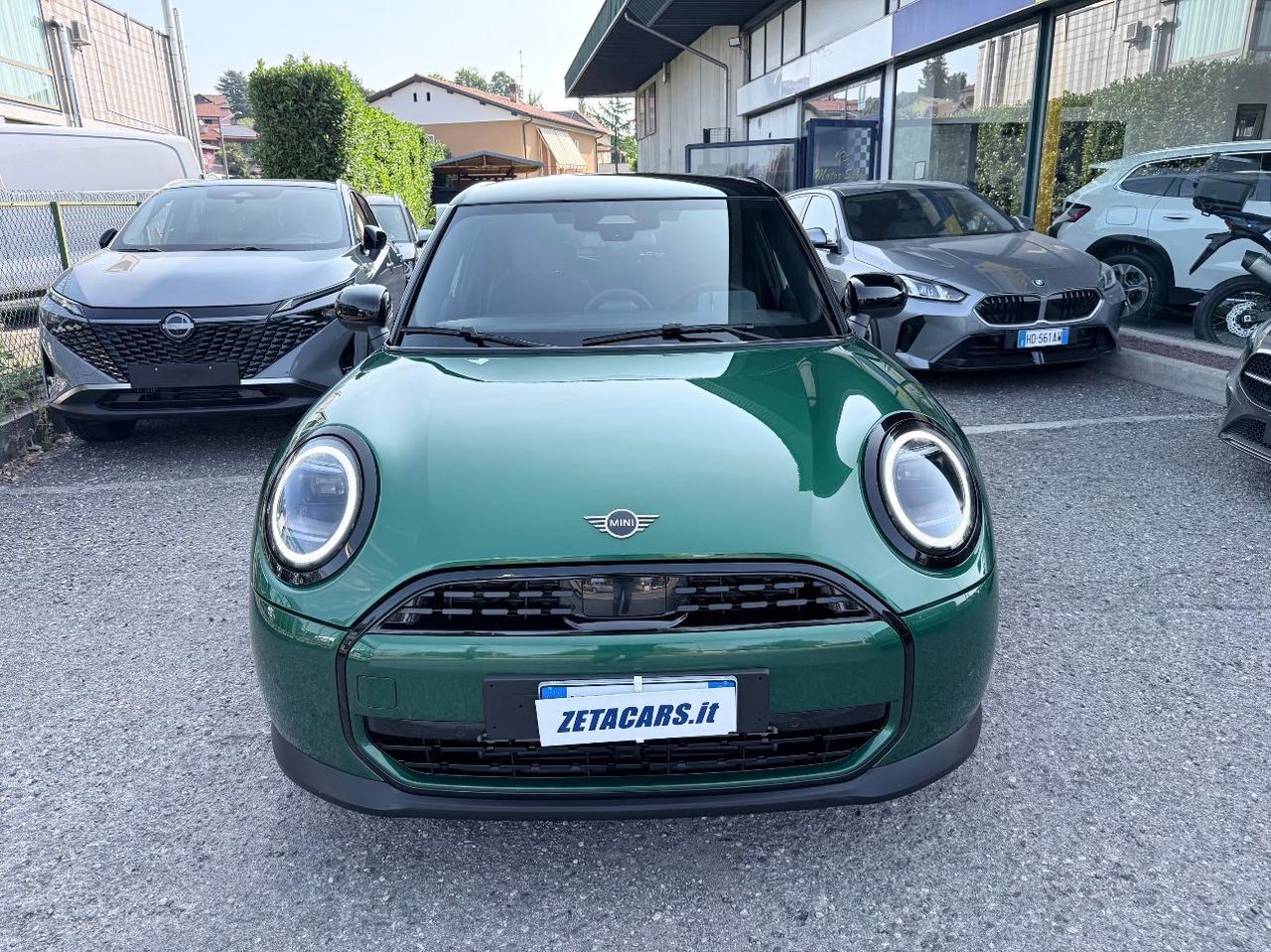 Mini Cooper 5 Porte C Favoured 1.5 Auto Favoured