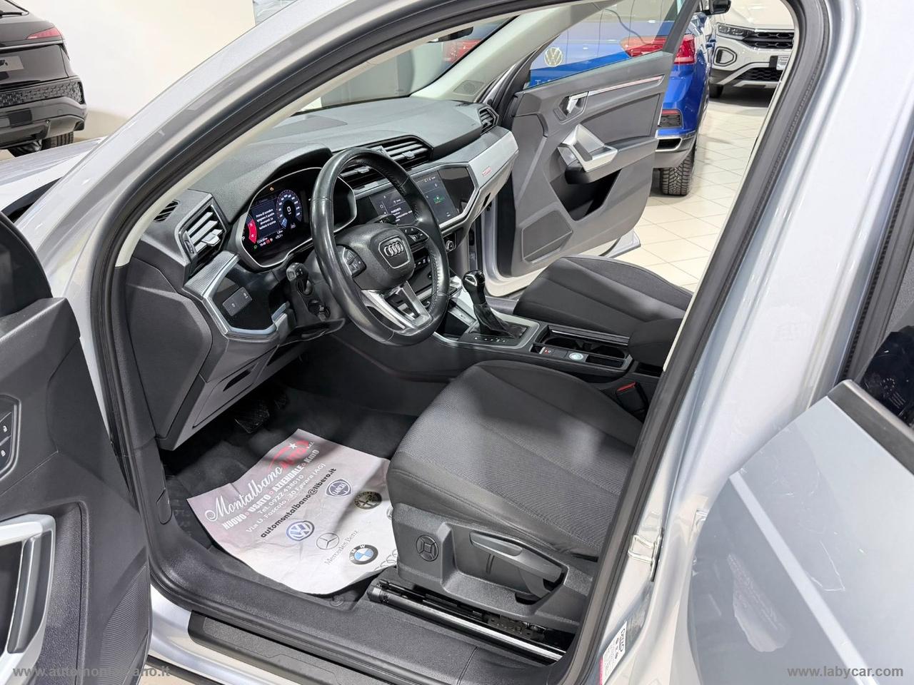 AUDI Q3 35 TDI S tronic Business SPORT