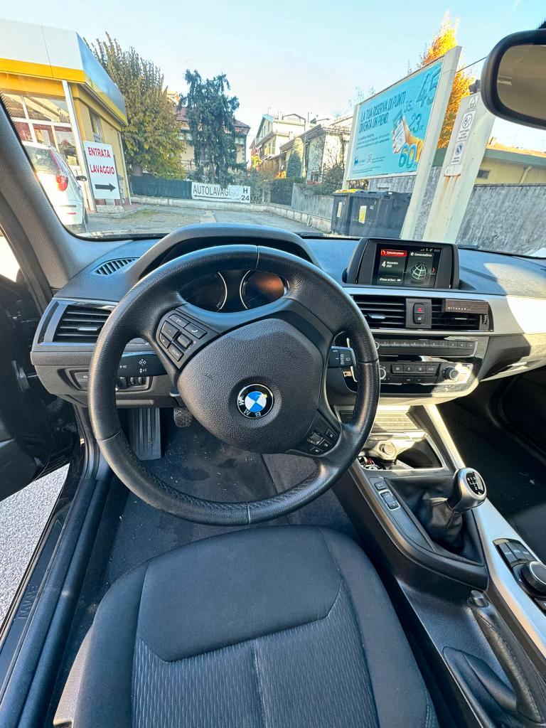BMW Serie 1 5 Porte 118i Urban 5p