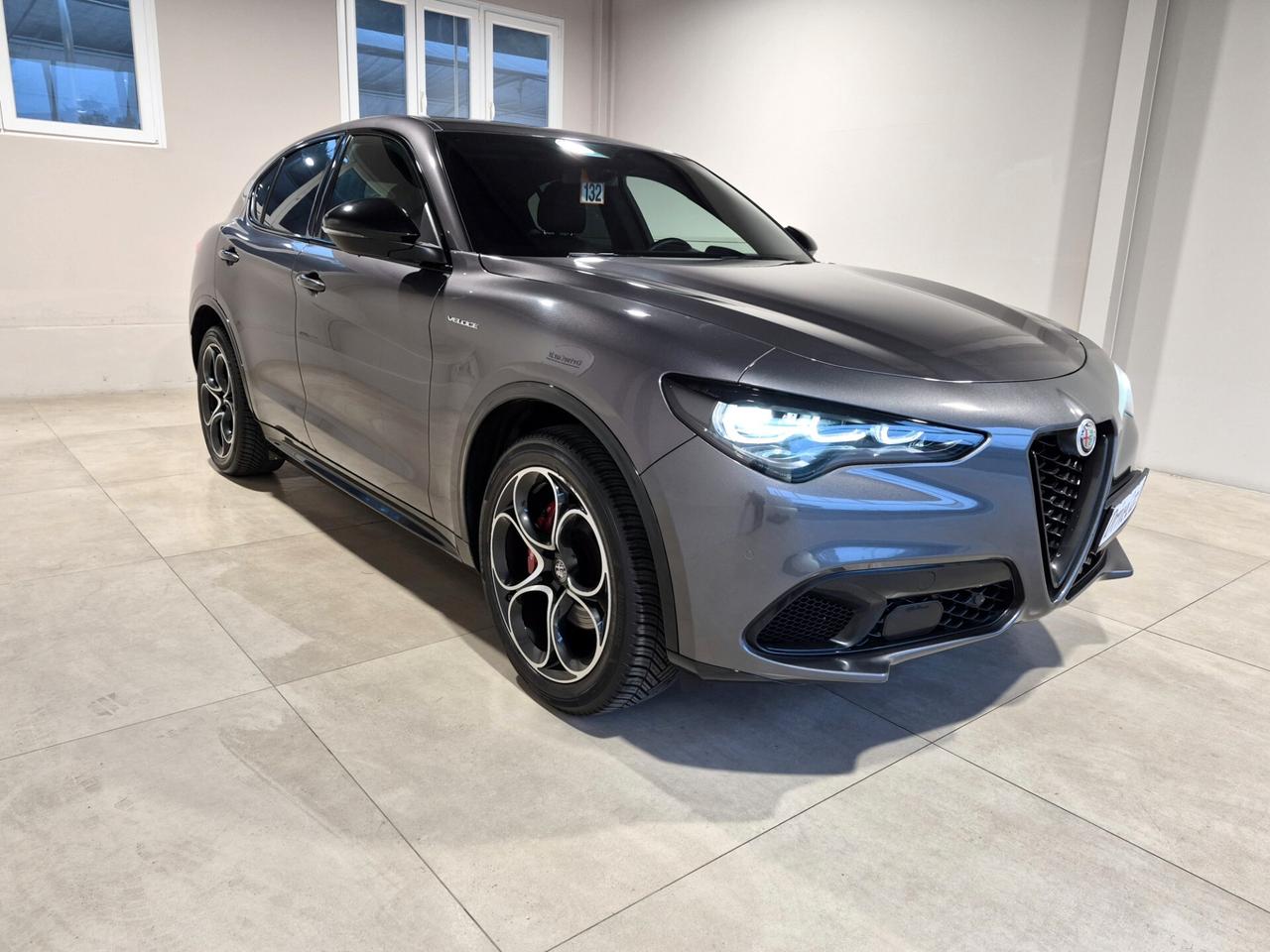 Alfa Romeo Stelvio VELOCE Q4 AT8 2.2 MTJ 210CV TOTAL BLACK C20"