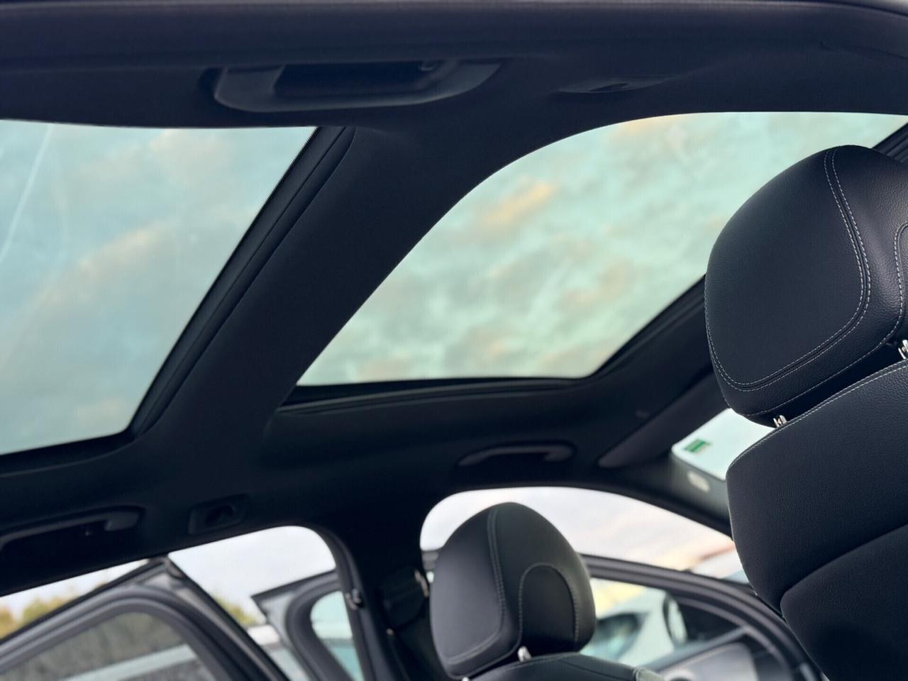 Mercedes-benz E 220 d 4Matic Sport AMG LINE !