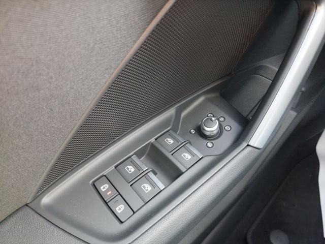 AUDI A3 allstreet TFSI 110 kW S tronic Identity Contrast