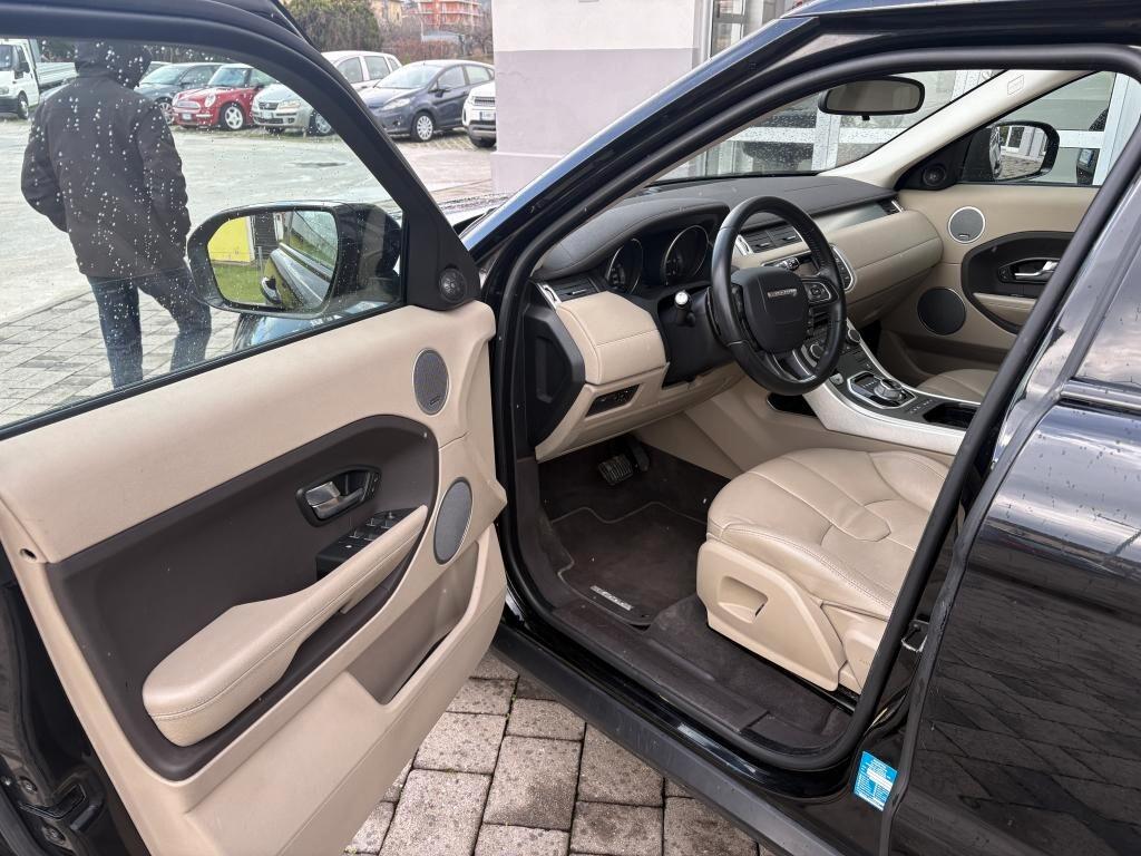 Land Rover Range Evoque 2.2 TD4 150cv 5p. Pure Tech Pack