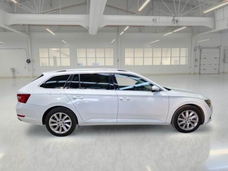 SKODA SUPERB WAGON 1.4 TSI PLUG-IN HYBRYD EXECUTIVE DSG