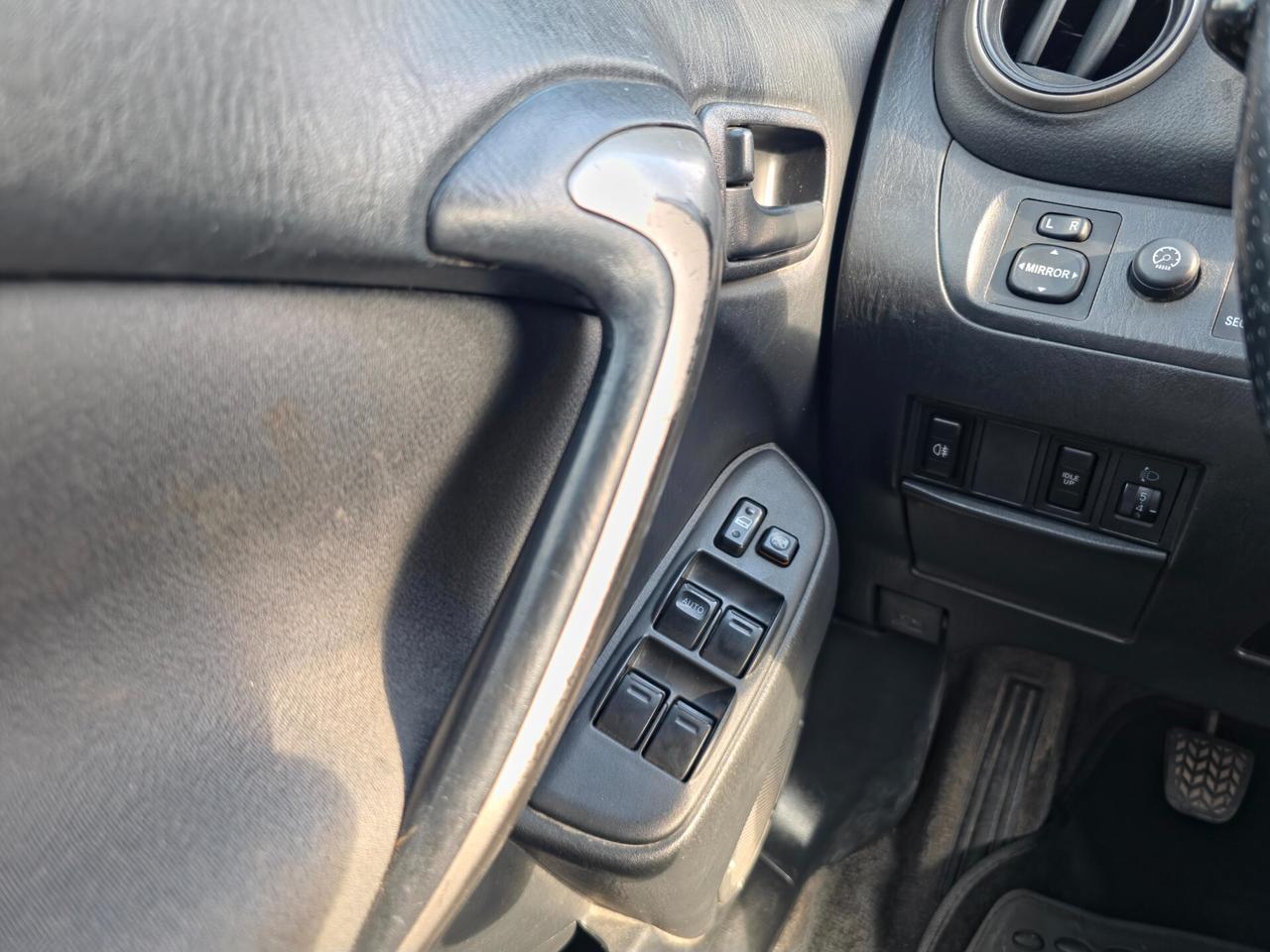 Toyota RAV 4 RAV4 2.2 D-4D 136 CV Sol E3 Manuale 4x4 2006
