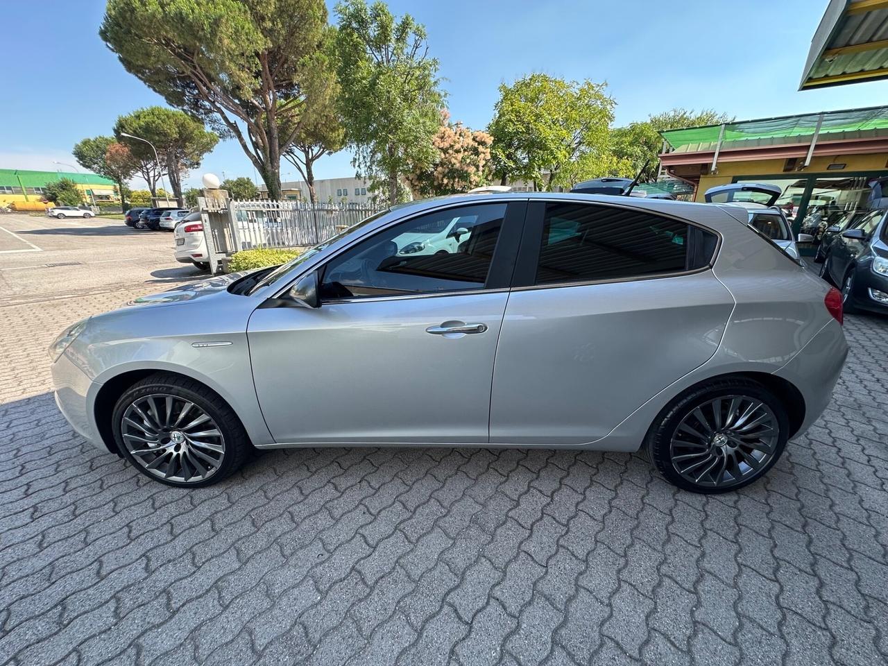 Alfa Romeo Giulietta 2.0 JTDm-2 175 CV Distinctive