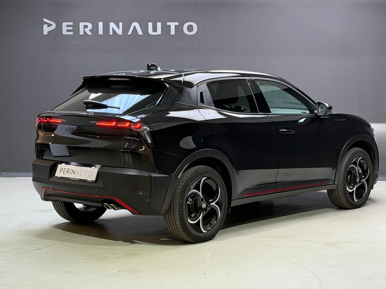 Alfa Romeo Junior 1.2 ibrida Speciale 145cv edct6