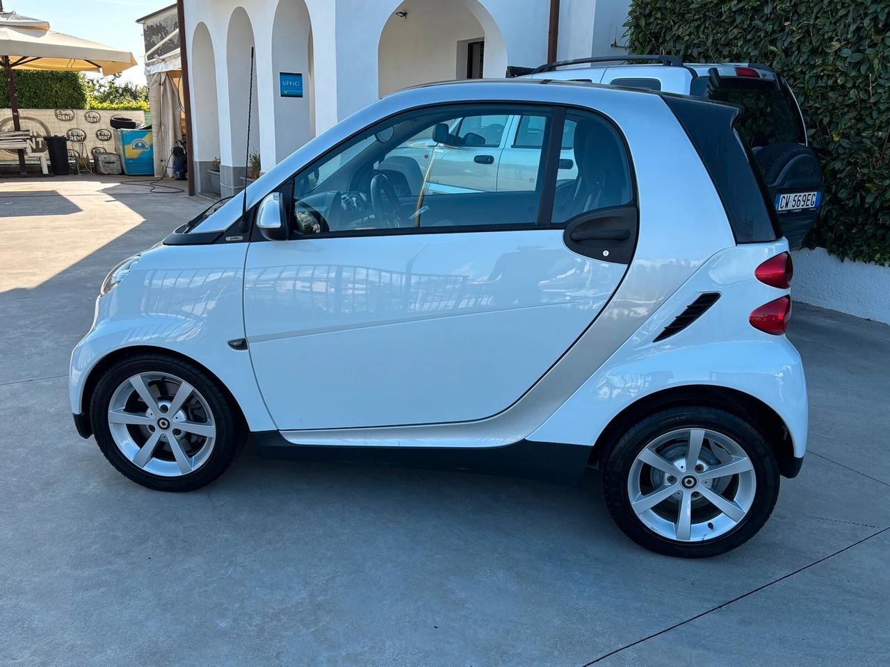 Smart ForTwo 1000 52 kW pulse servosterzo