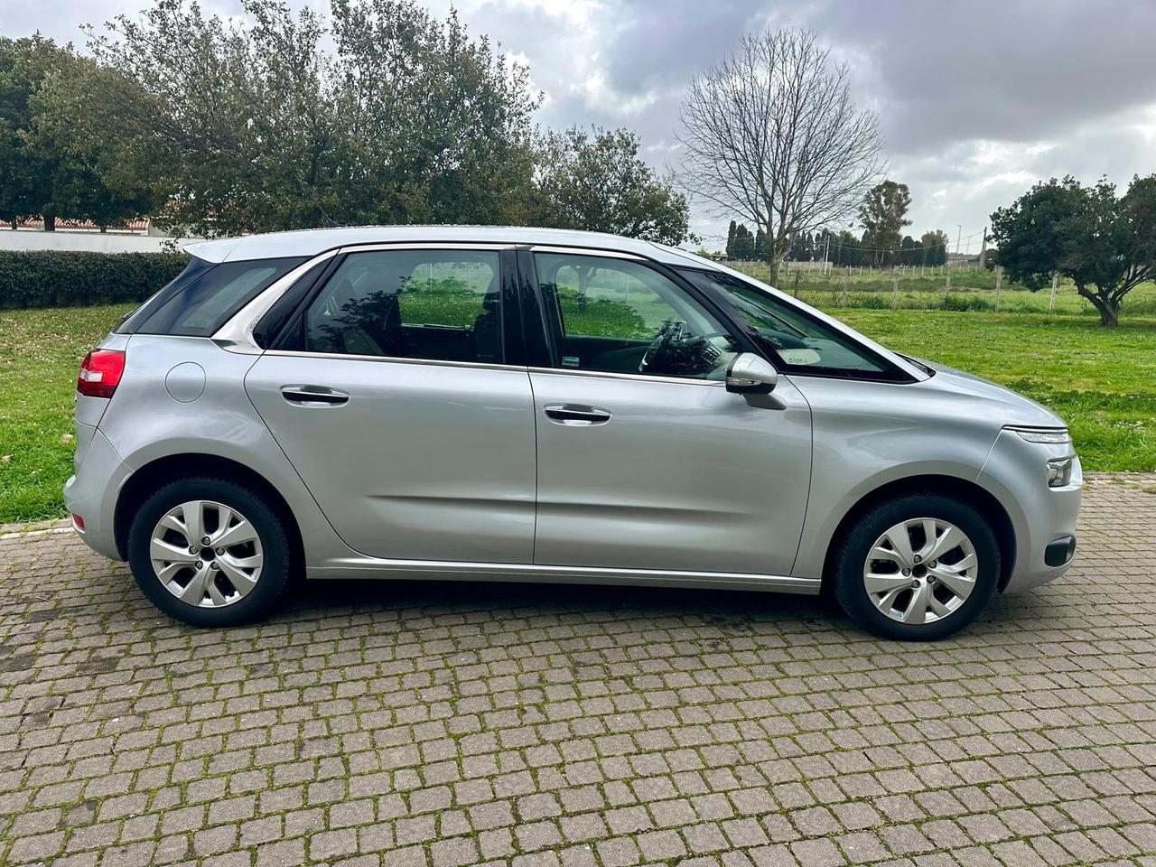 Citroen C4 1.6 e-HDi 115 Exclusive