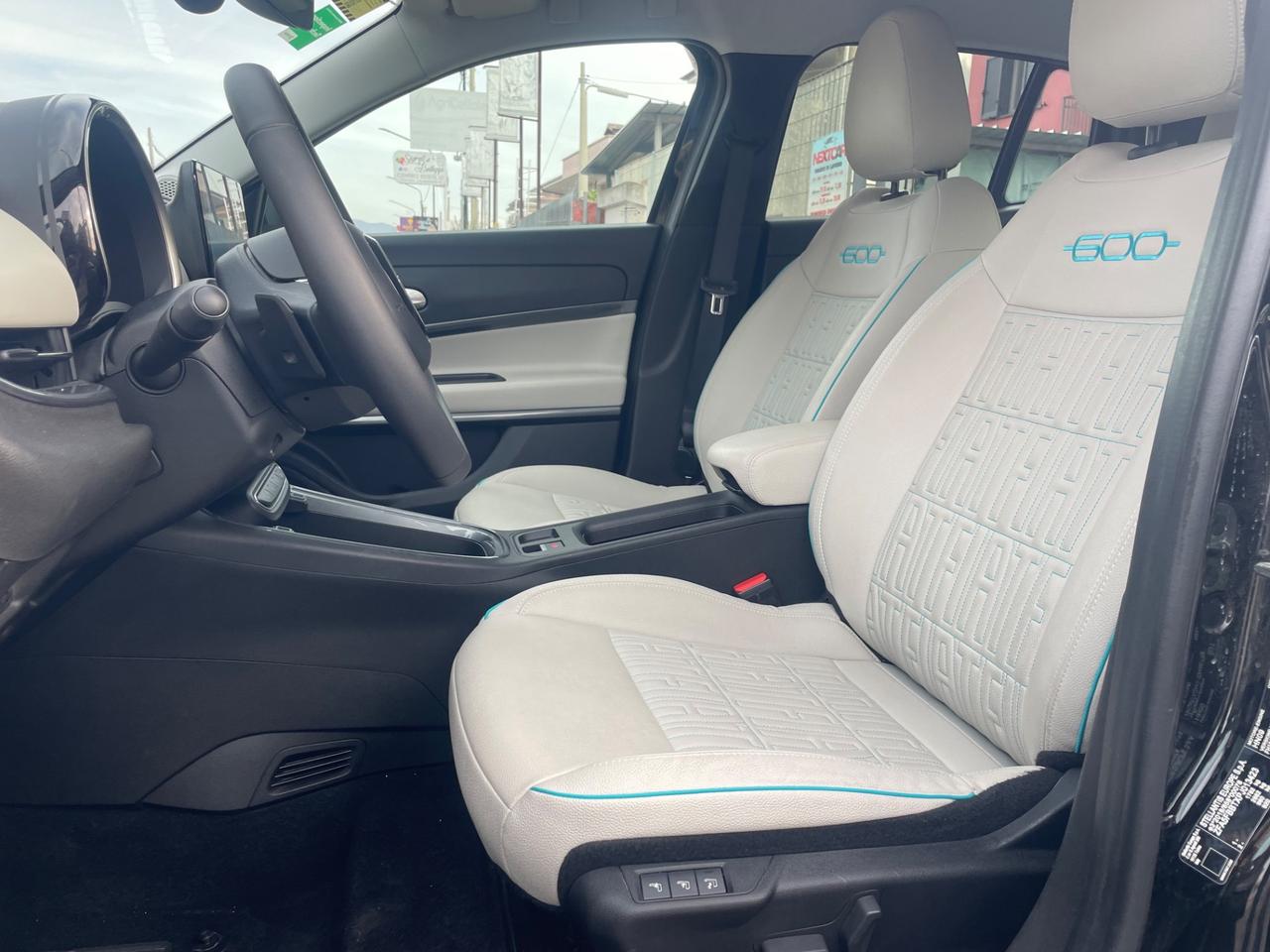 Fiat 600 Hybrid 136 CV DCT MHEV La Prima