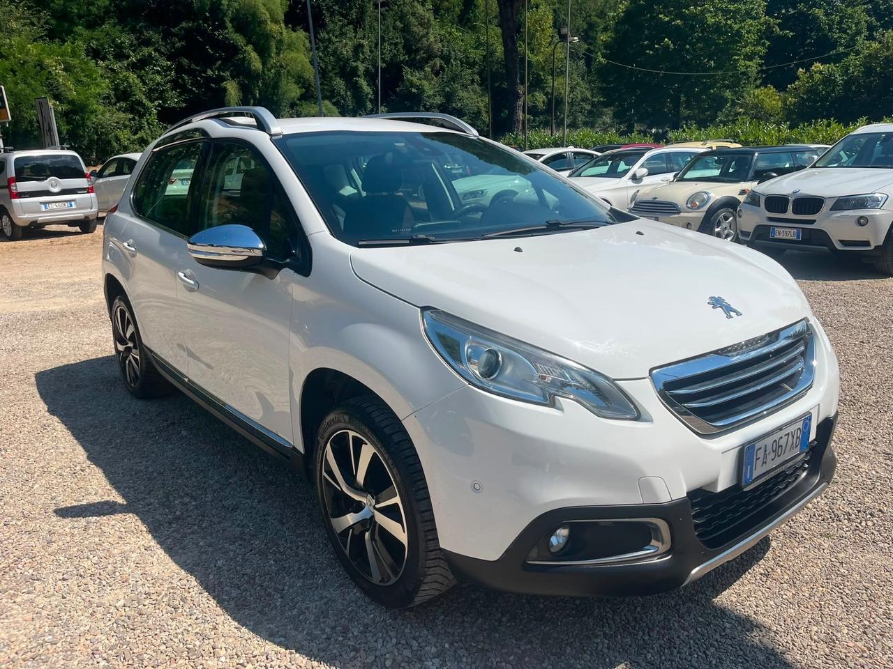 Peugeot 2008 BlueHDi 100 Black Matt
