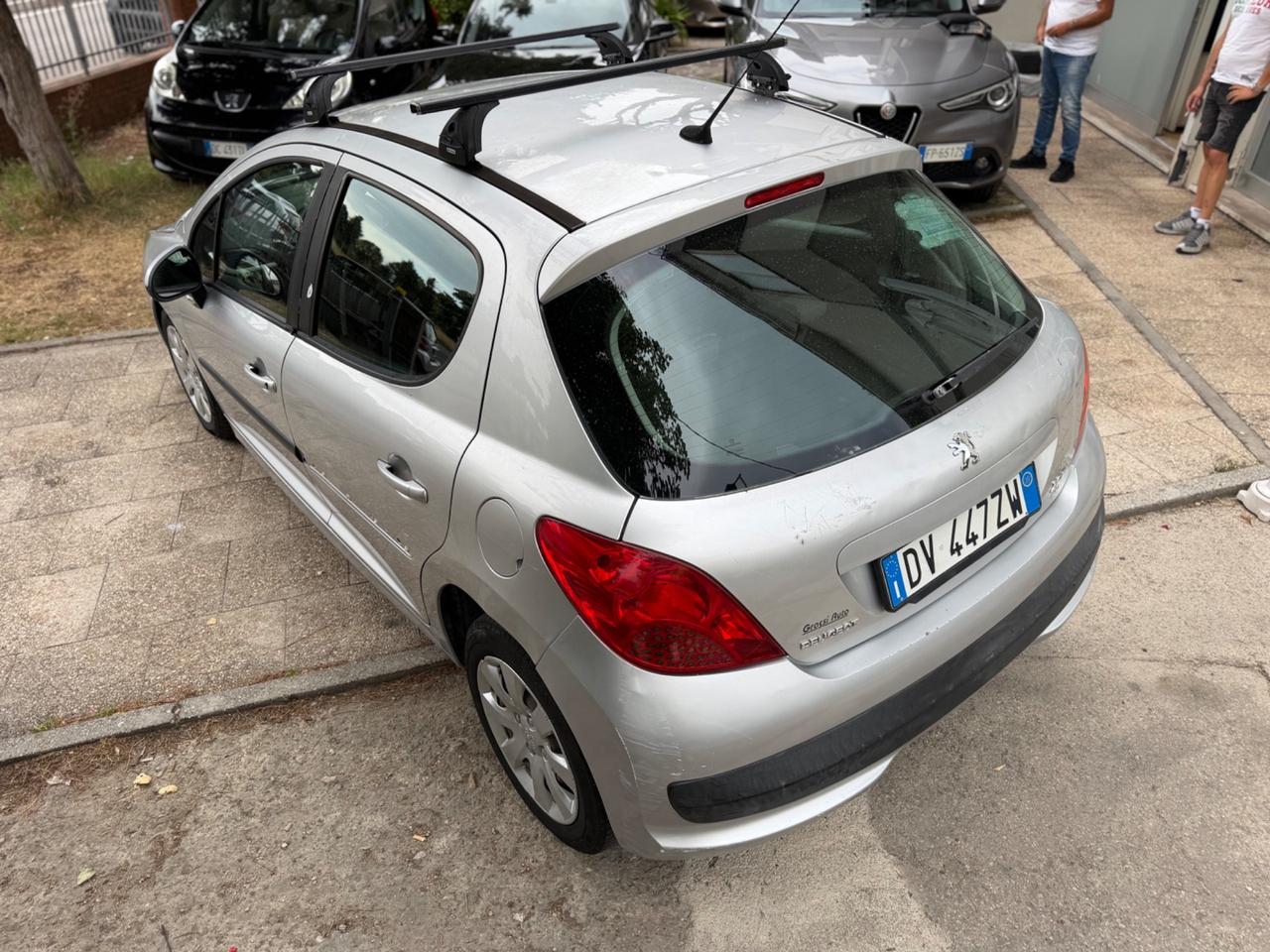 Peugeot 207 1.4 8V 75CV 5p. Energie Sport ECO GPL