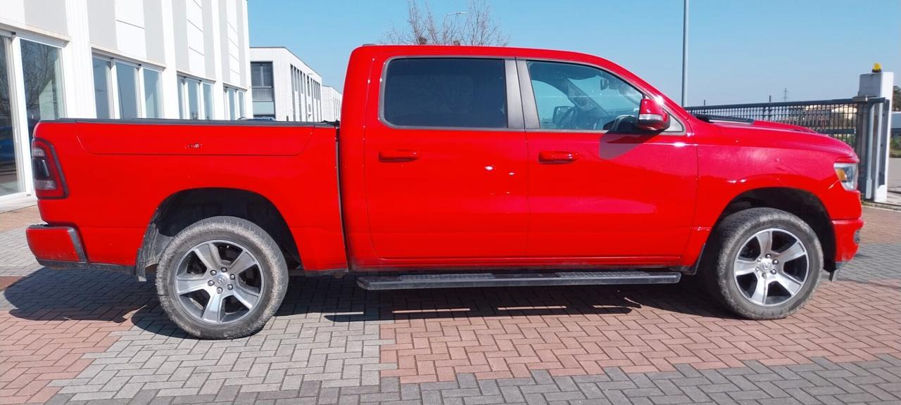 Dodge RAM 1500 5.7 V8 Crew Cab Sport GPL