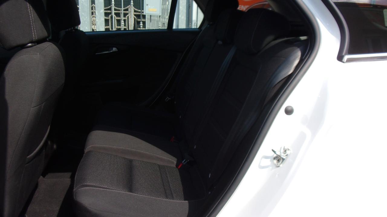 Fiat Tipo 1.6 Mjt S&S DCT SW Lounge