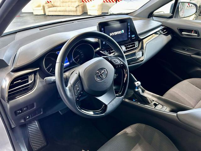 TOYOTA C-HR 1.8 Hybrid E-CVT Business