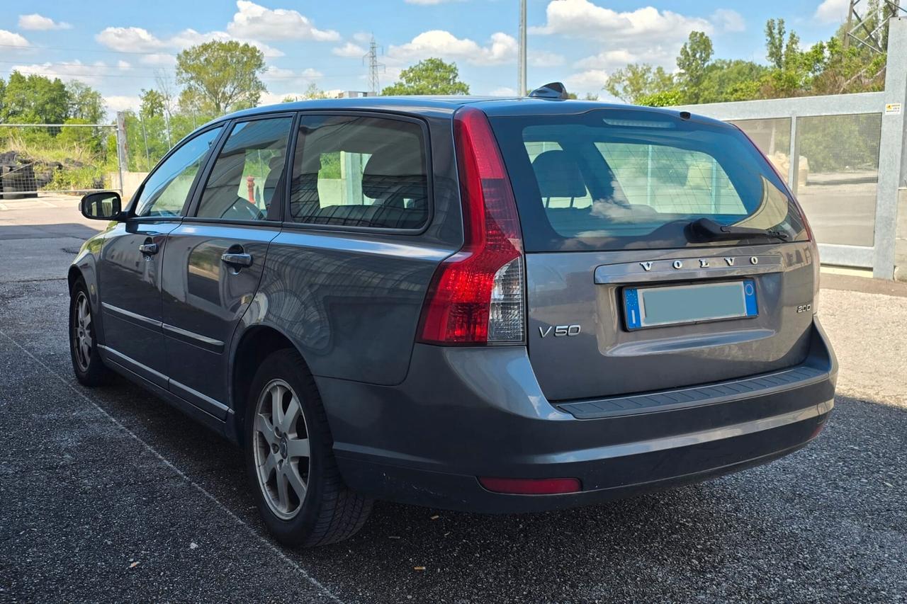 Volvo V50 2.0 D cat Summum