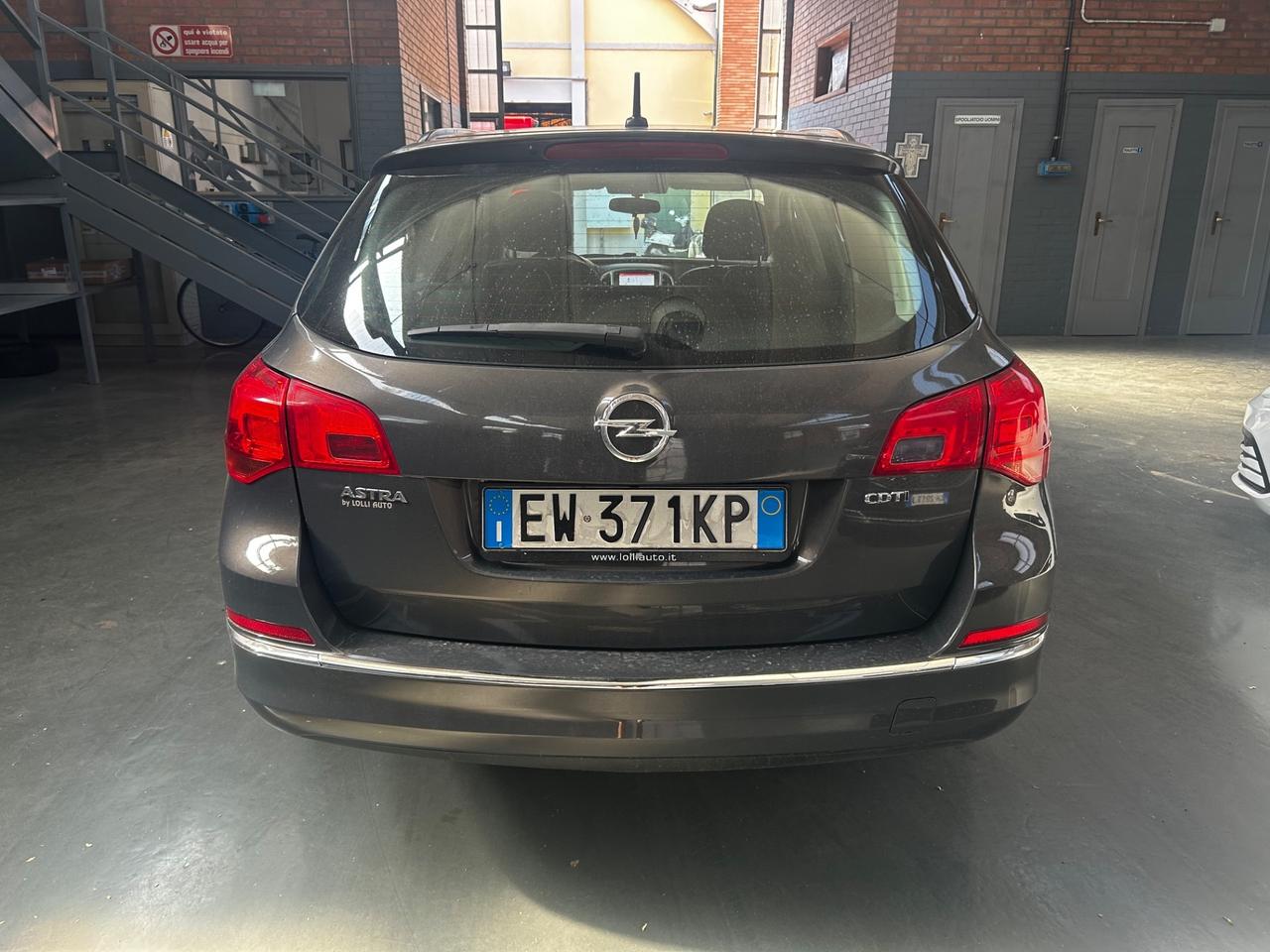 Opel Astra 1.7 CDTI 110CV Sports Tourer Cosmo