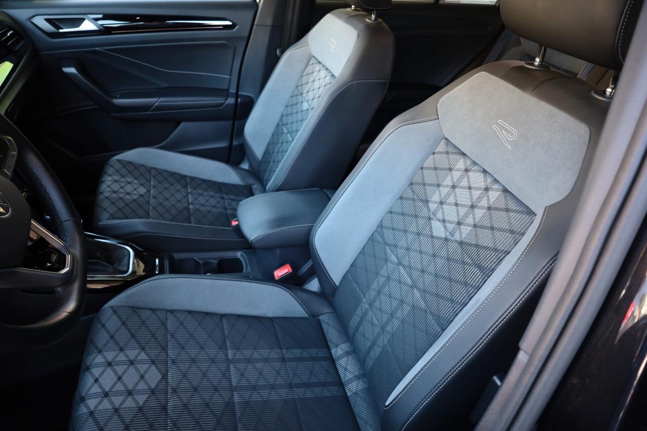 VOLKSWAGEN T-ROC 1.5 TSI ACT DSG R-Line BLACK EDITION