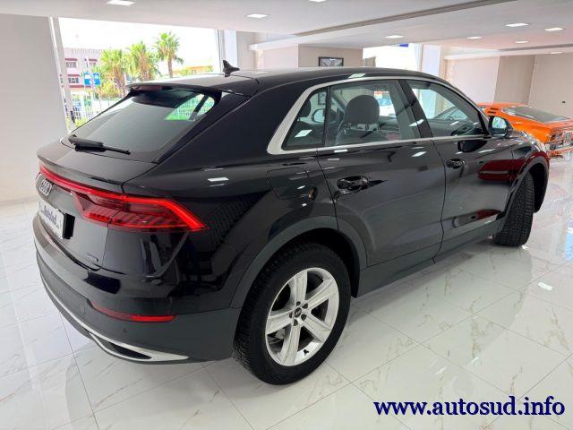 AUDI Q8 45 TDI quattro tiptronic
