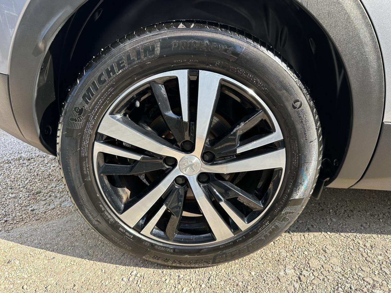 Peugeot 3008 BlueHDi 1.5 D 130 EAT8 GT Pack 2021